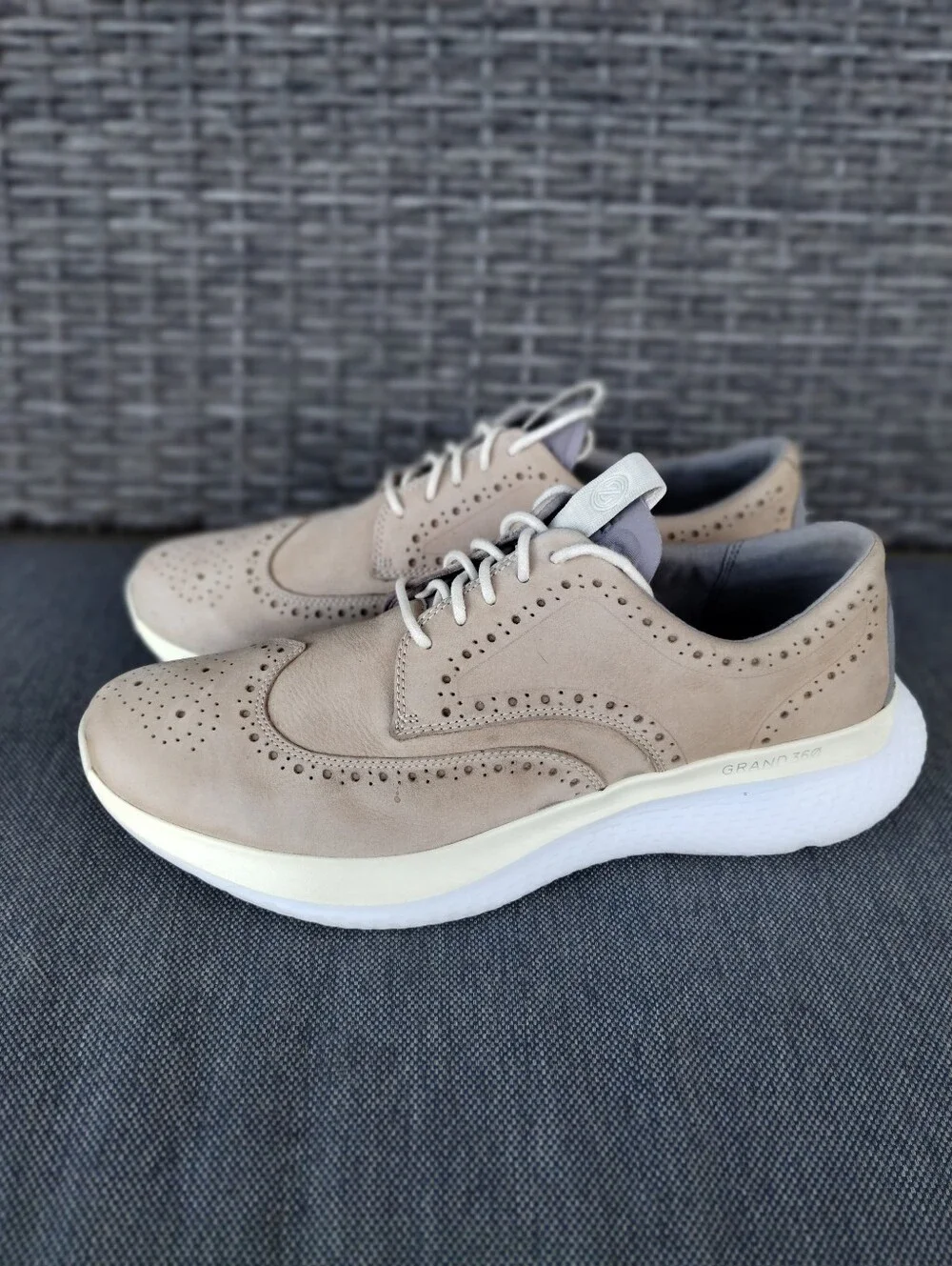 Cole Haan ZERØGRAND Changepace Wingtip Sneakers Men’s 11 Birch Nubuck